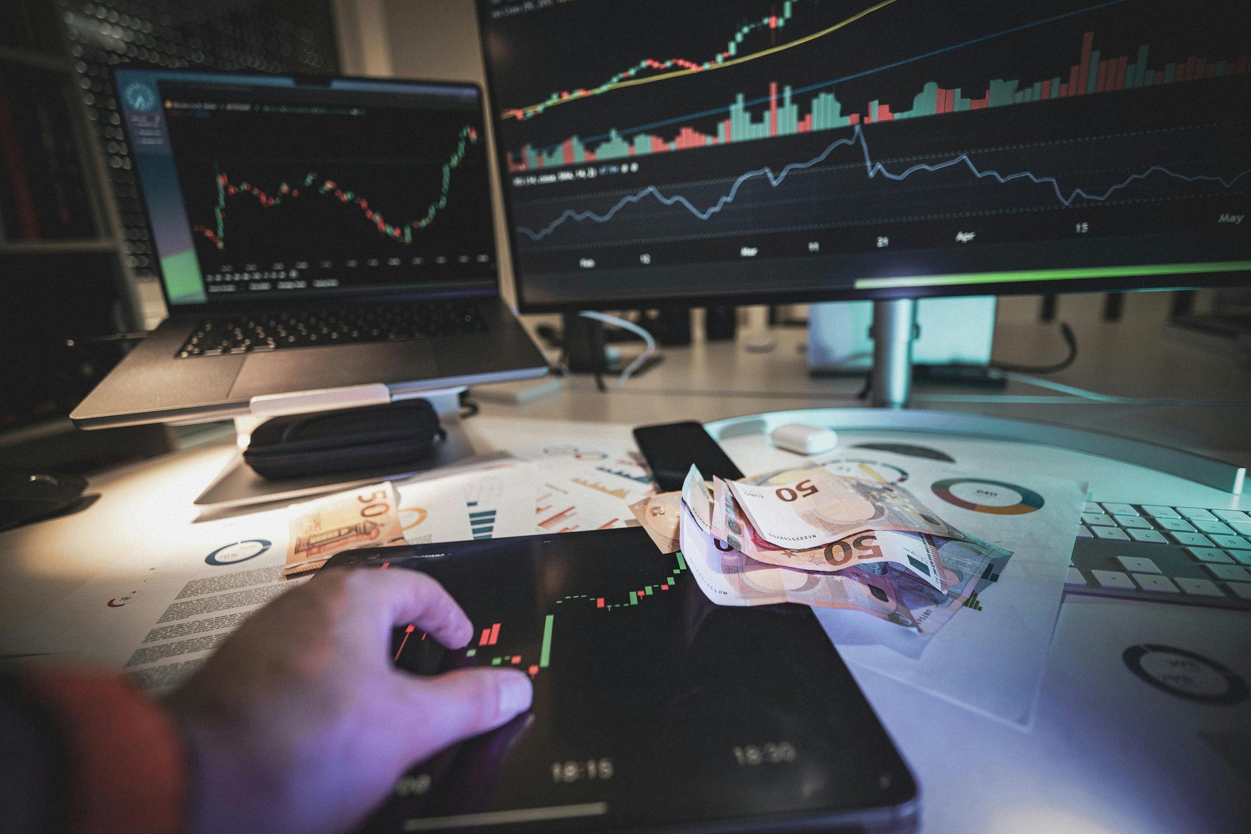 Forex Trading Analysis Types: Which is Work Best?