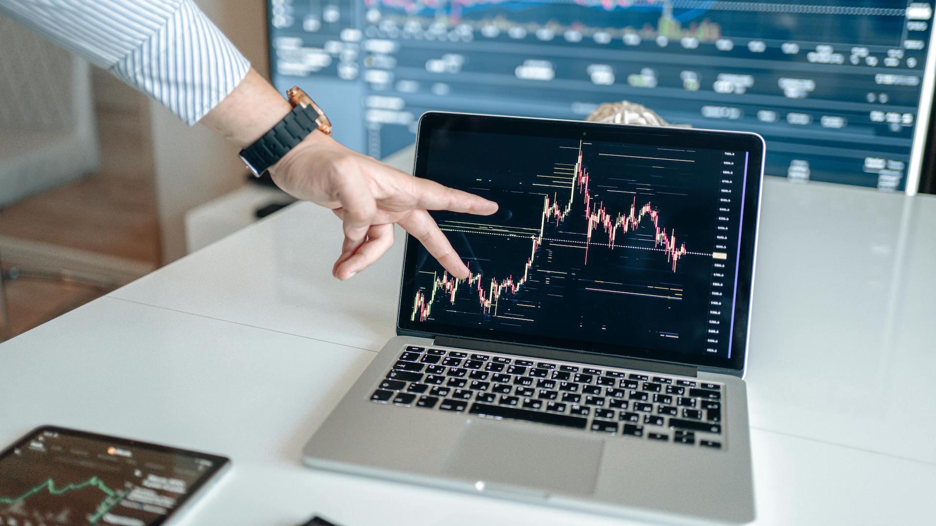 What Is a Bearish Market? A Beginner’s Guide to Trading Downturns